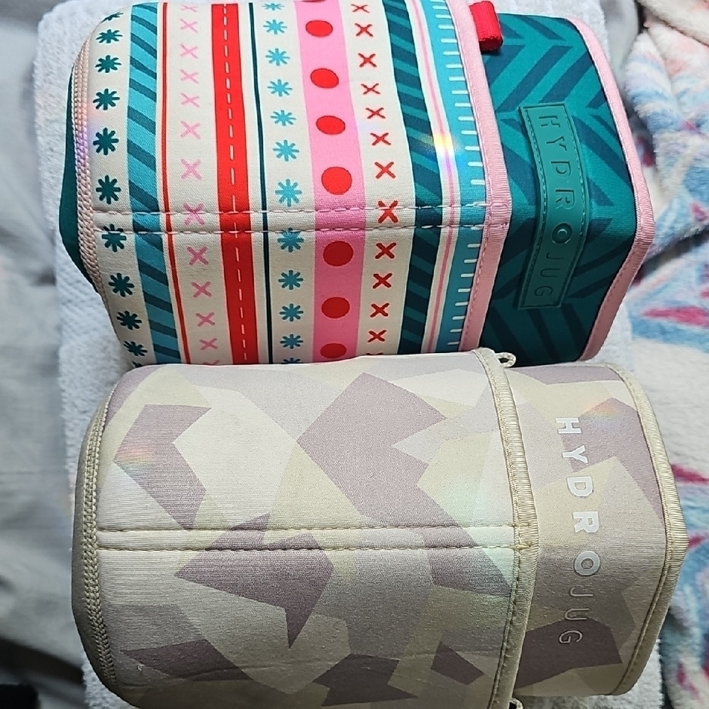 HydroJug Colorful and Neutral Sleeve Set